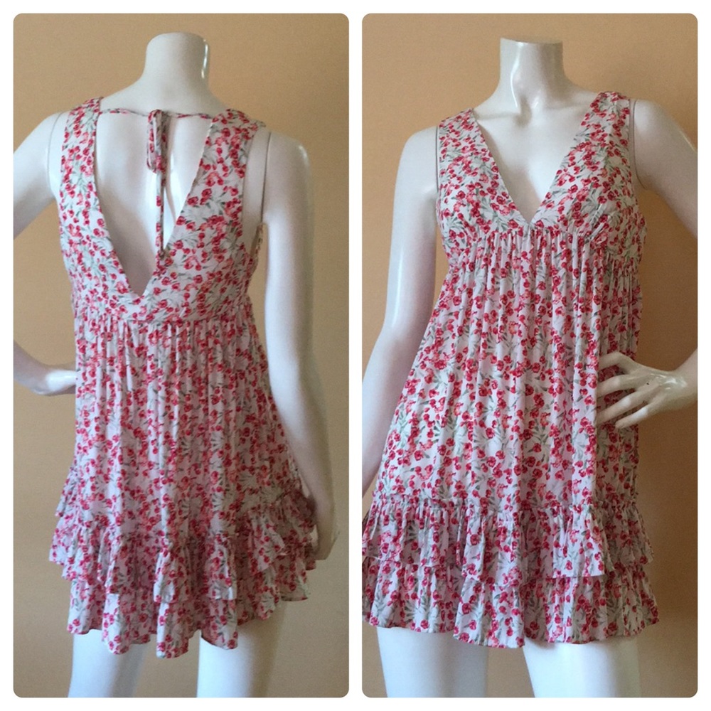 NWOT Red & White Ditzy Floral Print Mini Ruffle Minidress, Small
